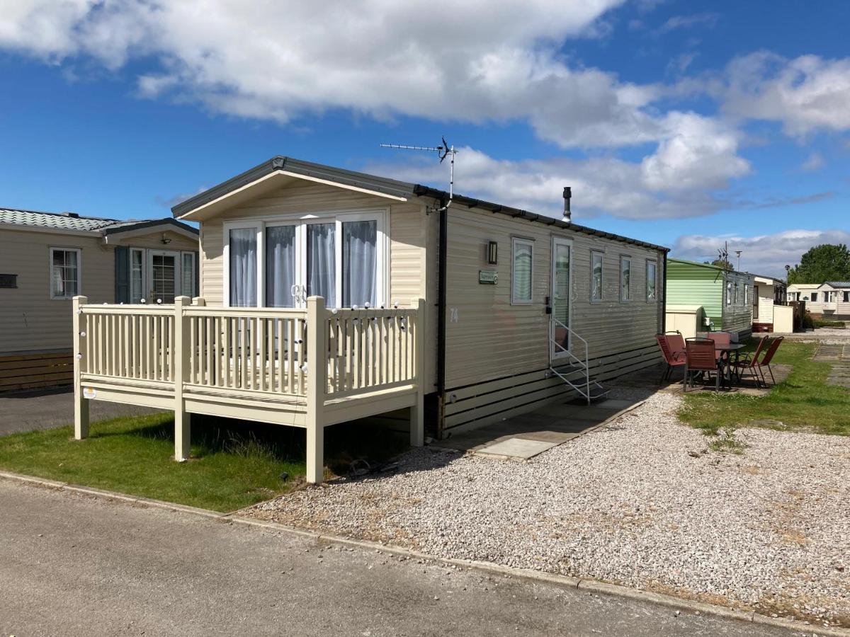Adams Caravan Holidays Моркам Экстерьер фото